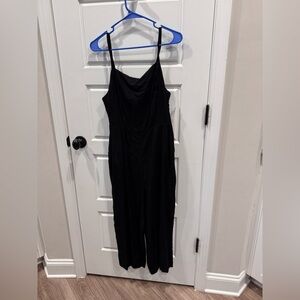 Old Navy Black Women's Jumpsuit w/pockets NWT Large petite